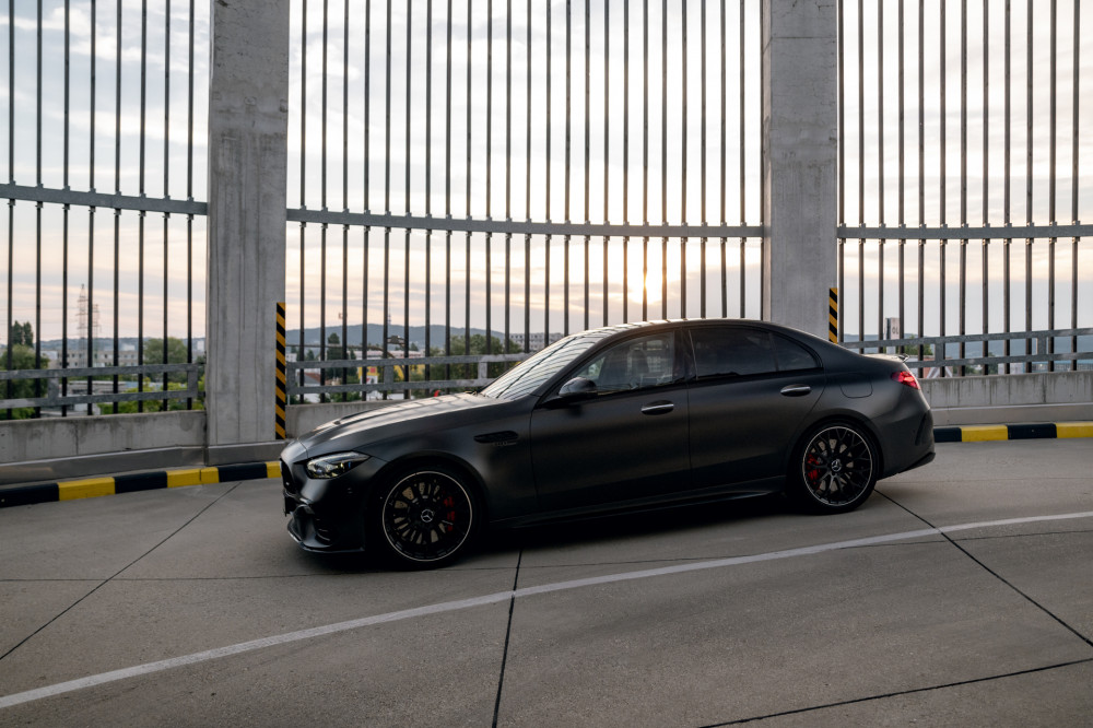 Mercedes-AMG C 63 S E Performance